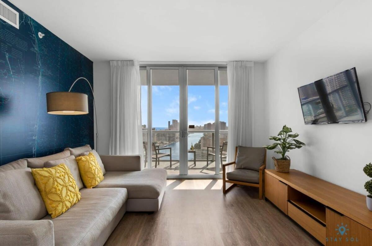 Infinite View With Balcony,Pool Plus Near Beach Холандейл Бийч Екстериор снимка