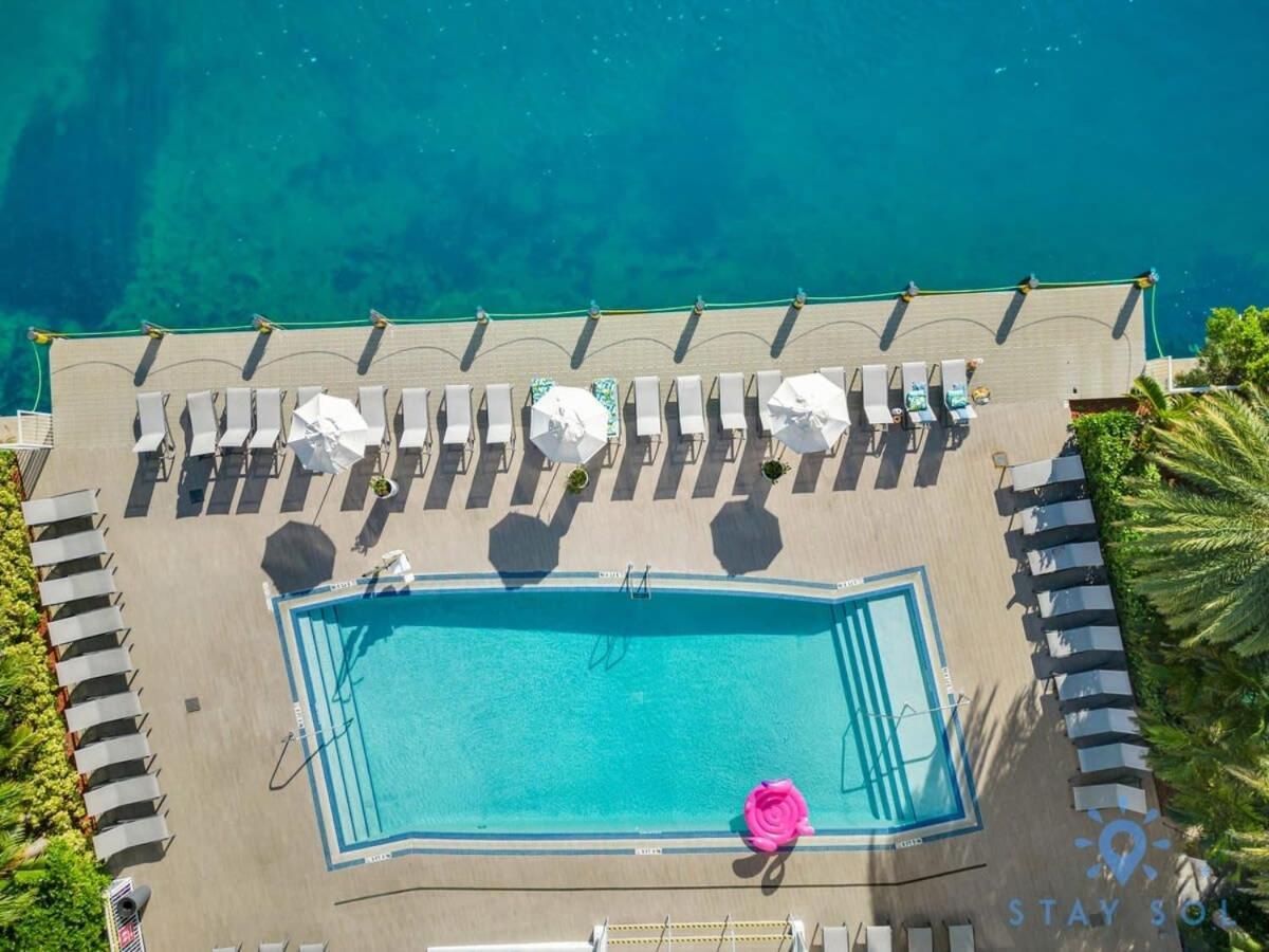Infinite View With Balcony,Pool Plus Near Beach Холандейл Бийч Екстериор снимка